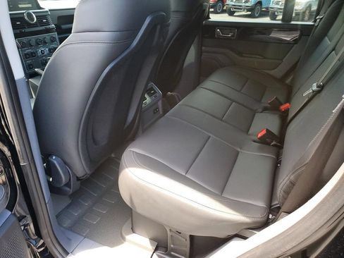 Used 2025 INEOS Grenadier Station Wagon AWD/4WD image 10