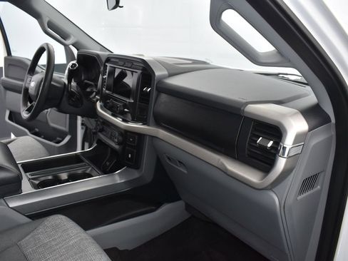 Certified 2022 Ford F150 XLT w/ XTR Package image 26