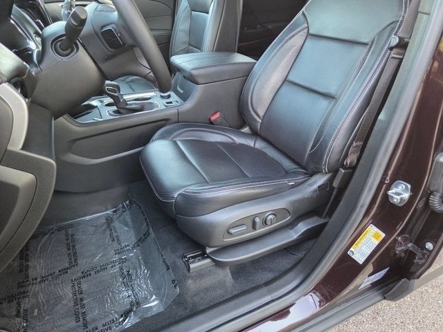 Used 2023 Chevrolet Traverse LT AWD/4WD image 8