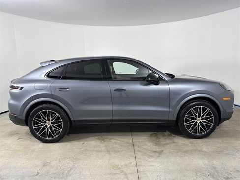 New 2026 Porsche Cayenne Coupe image 8