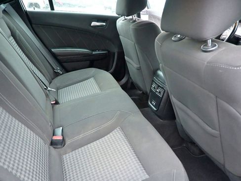 Used 2021 Dodge Charger SXT w/ Blacktop Package image 19