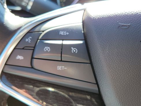 Used 2020 Cadillac XT5 Premium Luxury image 21