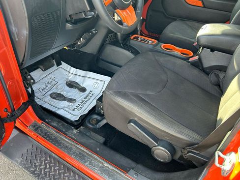 Used 2015 Jeep Wrangler Unlimited Sport w/ Quick Order Package 24S image 10