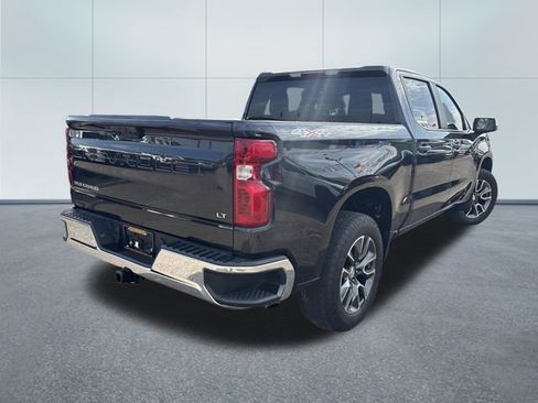 Used 2024 Chevrolet Silverado 1500 LT AWD/4WD image 4