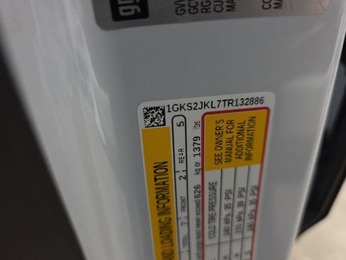 Used 2026 GMC Yukon XL Denali w/ Denali Reserve Package image 43