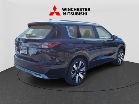 New 2025 Mitsubishi Outlander AWD image 4