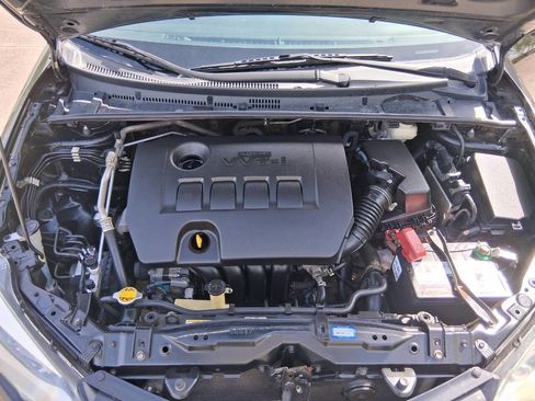 Used 2014 Toyota Corolla LE FWD image 22