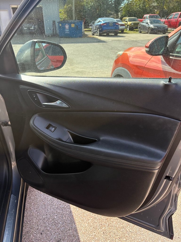 Used 2021 Buick Encore GX Select FWD image 15