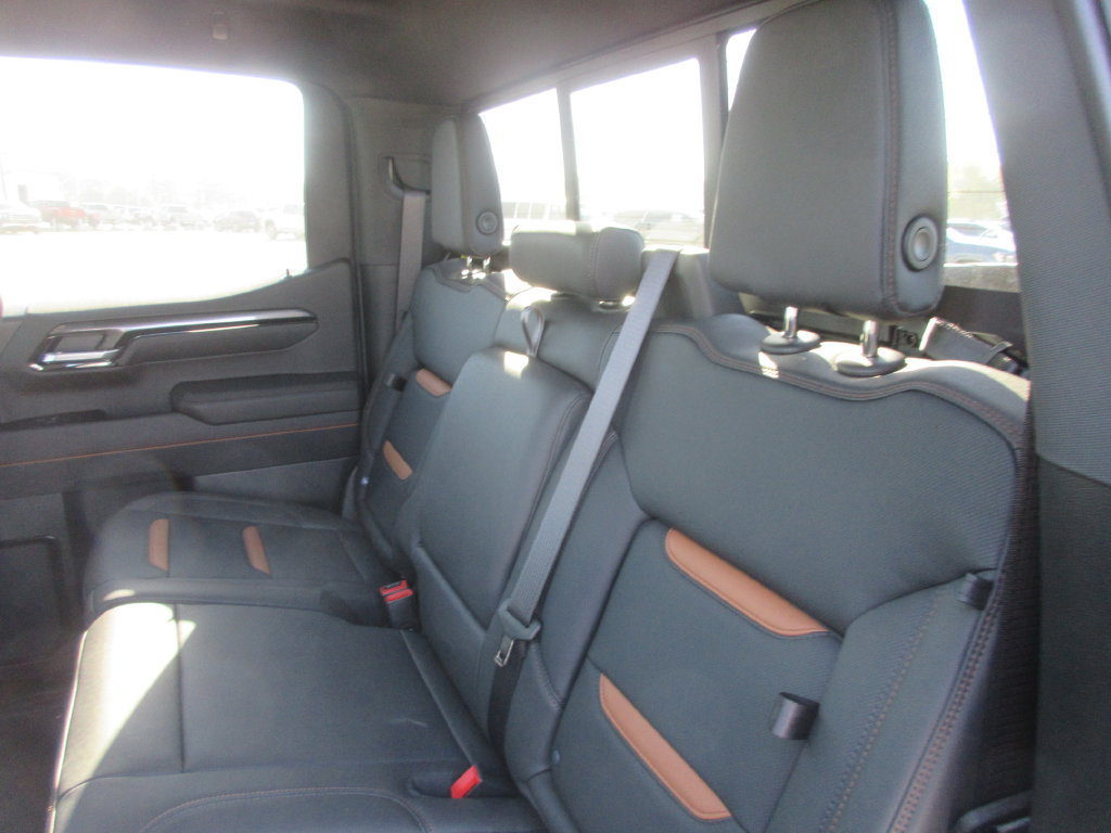 New 2026 GMC Sierra 1500 AT4 w/ AT4 Premium Package AWD/4WD image 13