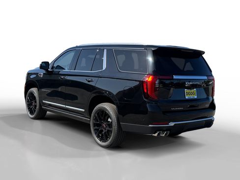 New 2026 GMC Yukon Denali w/ Denali Reserve Package image 3