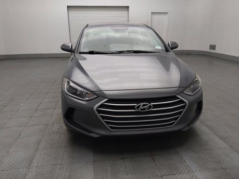 Used 2018 Hyundai Elantra SE FWD image 14