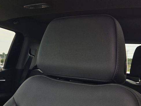 New 2026 GMC Sierra 1500 SLT image 20