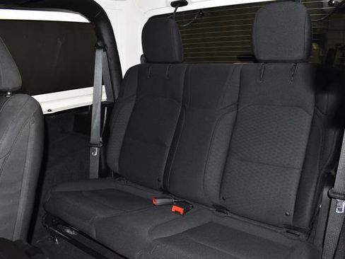 Used 2020 Jeep Wrangler Sport S image 26