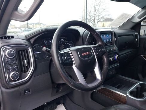 Used 2020 GMC Sierra 1500 Elevation w/ Elevation Value Package image 5