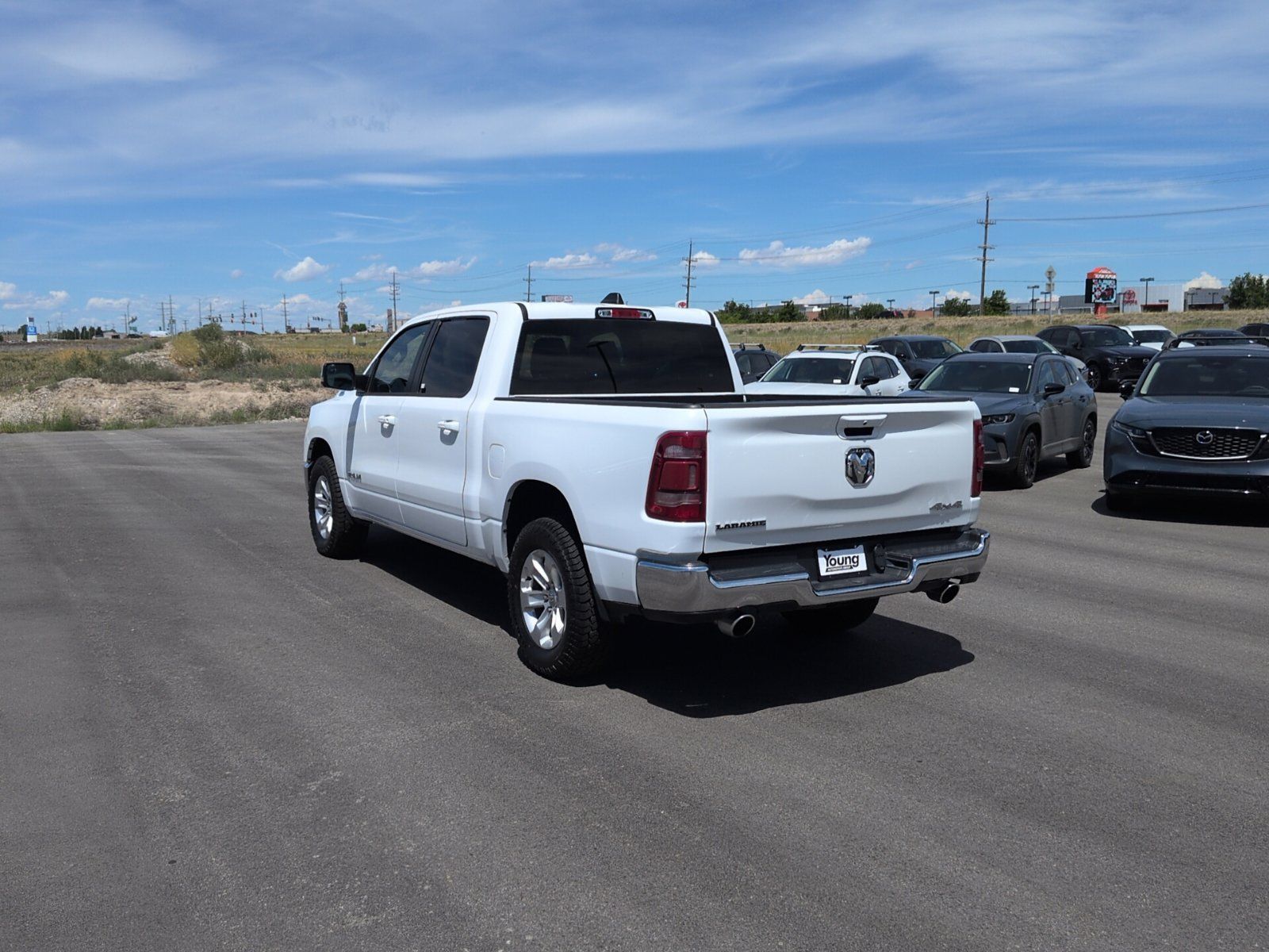 Used 2024 RAM 1500 Laramie AWD/4WD image 5