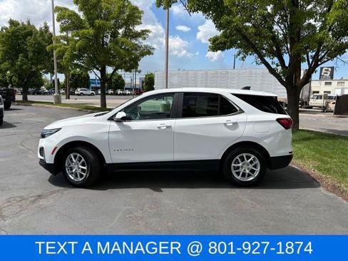 Used 2024 Chevrolet Equinox LT AWD/4WD image 3