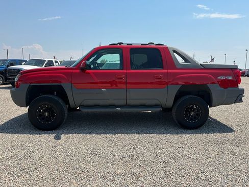 Used 2002 Chevrolet Avalanche 2500 w/ Convenience Pkg AWD/4WD image 6