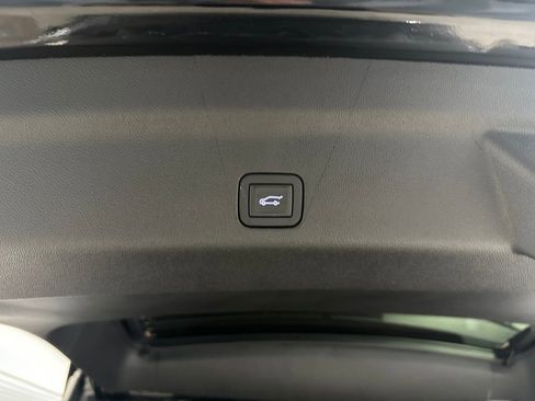 Certified 2023 Chevrolet Tahoe Premier image 28