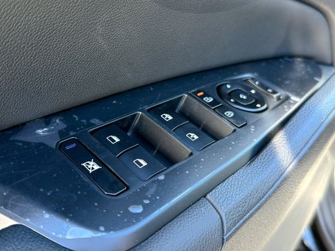 New 2026 Kia Sportage SX image 15