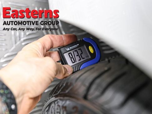 Used 2022 Tesla Model 3 Standard Range image 20