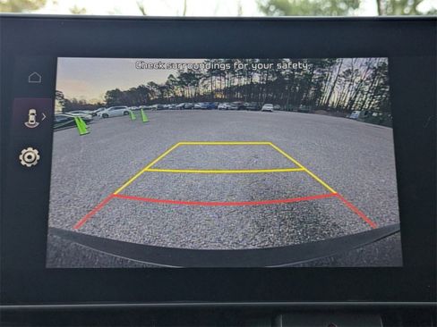 Used 2025 Kia Sportage SX image 21