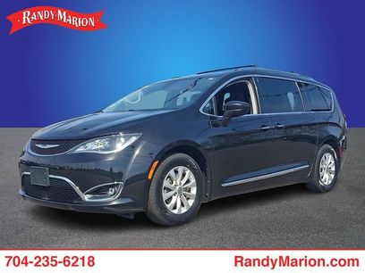 Used 2018 Chrysler Pacifica Touring-L