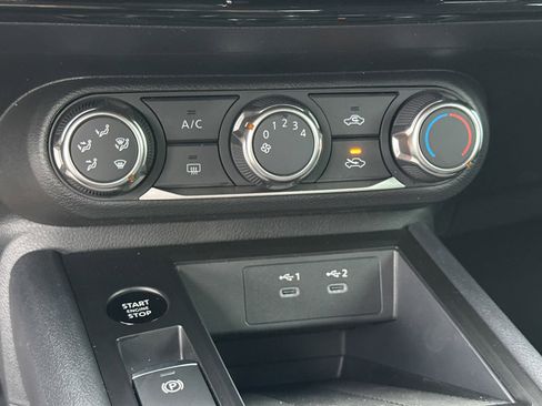 New 2026 Nissan Kicks S image 30