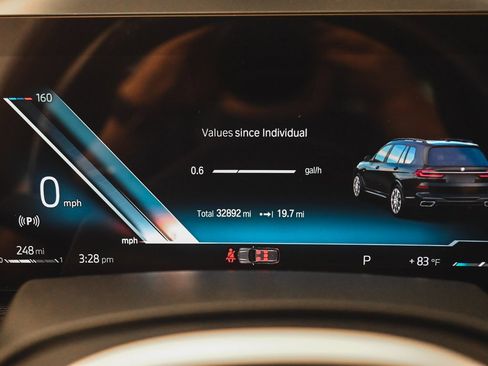 Used 2023 BMW X7 xDrive40i w/ M Sport Package image 14