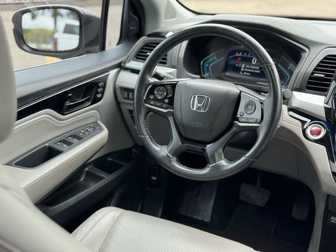 Used 2018 Honda Odyssey Elite image 13
