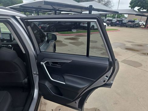 Used 2023 Toyota RAV4 LE AWD/4WD image 11