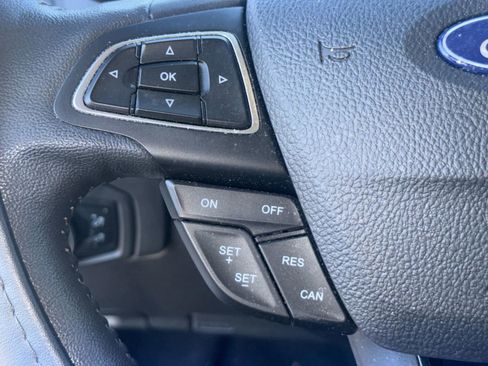 Used 2017 Ford Focus Titanium w/ Titanium Technology Package image 25