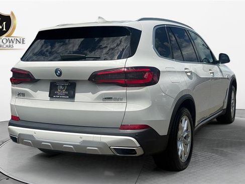 Used 2022 BMW X5 xDrive45e w/ Climate Comfort Package AWD/4WD image 5