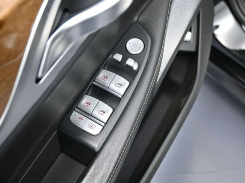 Used 2016 BMW 750i xDrive image 14