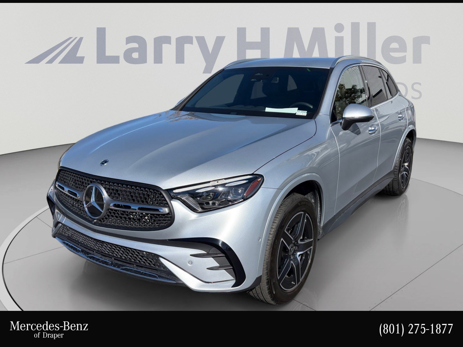 Used 2023 Mercedes-Benz GLC 300 4MATIC image 1