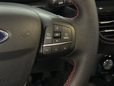 Used 2025 Ford Escape ST-Line w/ Tech Pack #1 FWD image 18