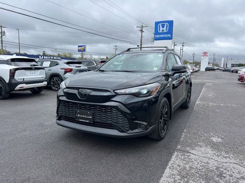 Used 2024 Toyota Corolla Cross AWD Hybrid image 1