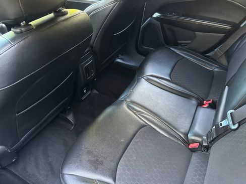 Used 2018 Jeep Compass Latitude AWD/4WD image 26