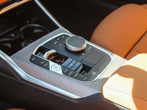 New 2026 BMW 330i Sedan w/ Premium Package image 30