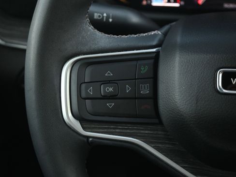 Used 2022 Jeep Wagoneer Series II AWD/4WD image 18