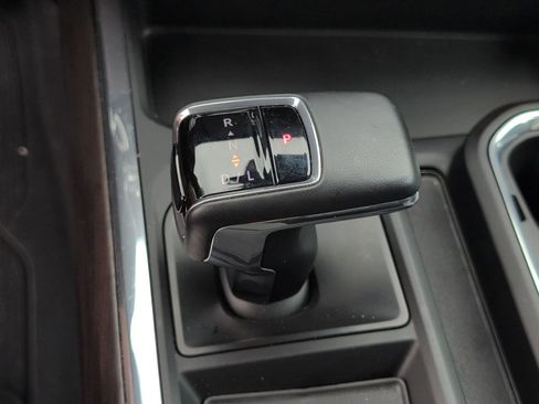 Used 2024 GMC Sierra 1500 SLT w/ SLT Premium Plus Package image 22