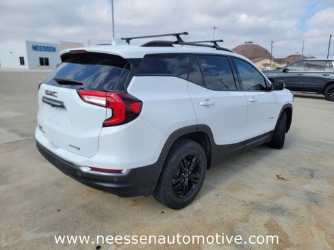 Used 2022 GMC Terrain AT4 w/ Infotainment Package II image 7