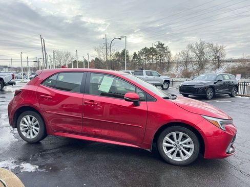 Certified 2023 Toyota Corolla SE image 6