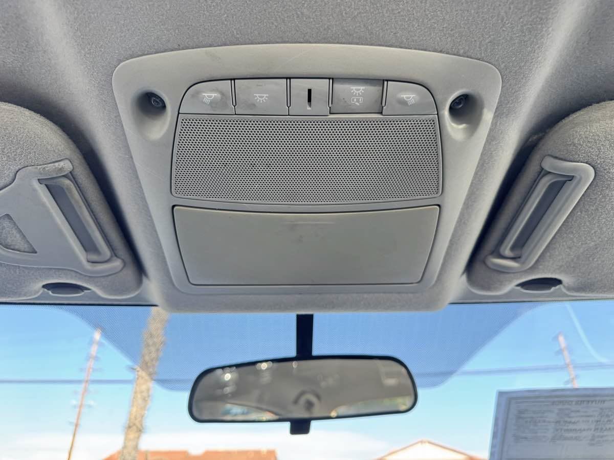 Used 2015 Nissan Sentra S FWD image 44