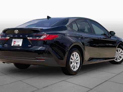 Used 2026 Toyota Camry LE w/ Convenience Package FWD image 11