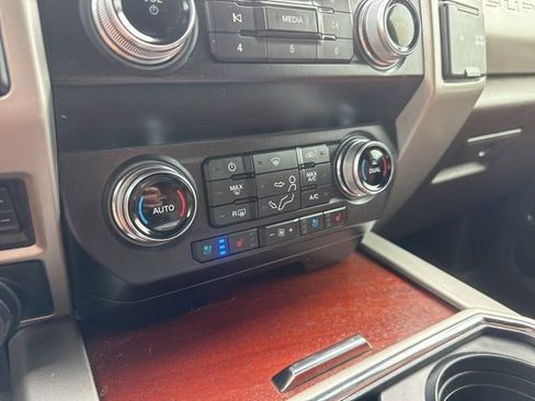 Used 2021 Ford F350 King Ranch w/ King Ranch Ultimate Package AWD/4WD image 5