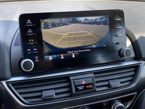 Used 2018 Honda Accord Sport image 27