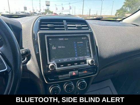 Used 2021 Mitsubishi Outlander Sport SE FWD image 2