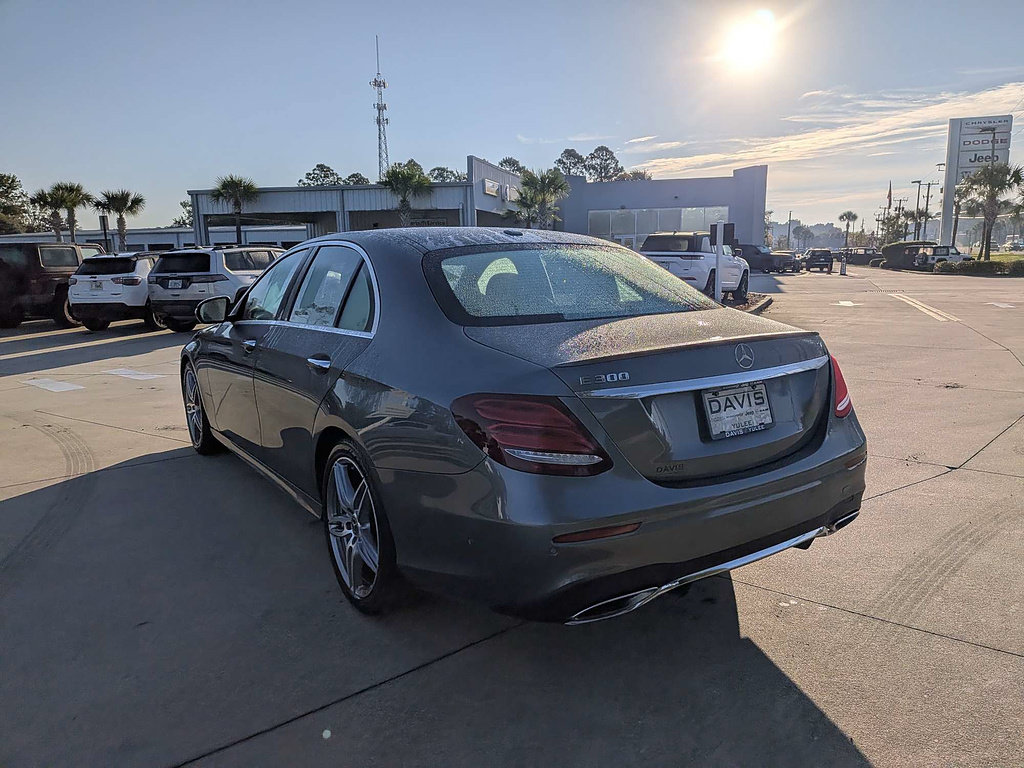 Used 2018 Mercedes-Benz E 300 image 6