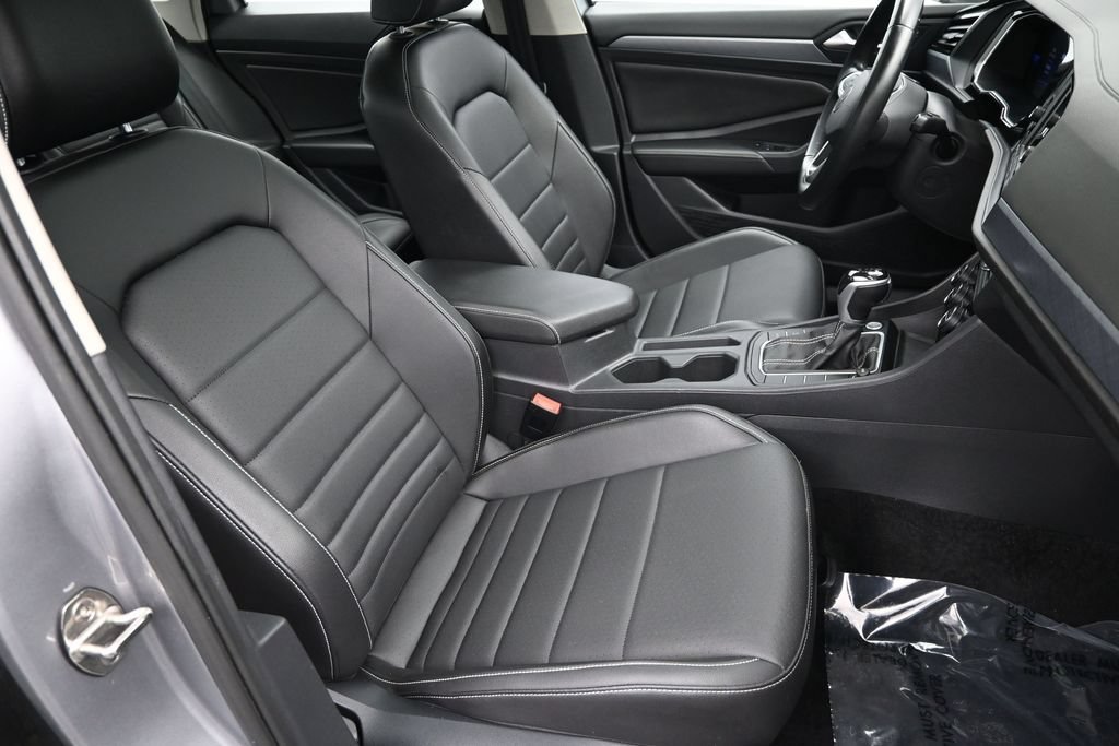 Used 2022 Volkswagen Jetta SE FWD image 31