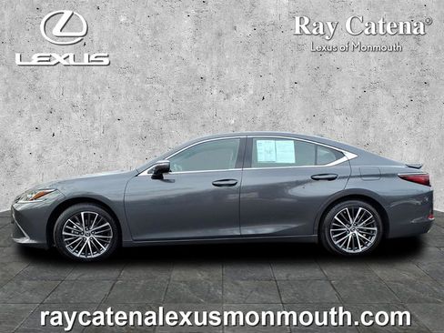 Certified 2025 Lexus ES 350 w/ Premium Package image 4